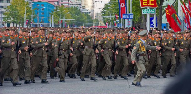 Der russische Diktator Wladimir Putin setzt die Männer, die ihm der nordkoreanische Despot Kim Jong-un geschickt hat, skrupellos für selbstmörderische Angriffe ein, um die Gebiete in der Kursk-Region zurückzuerobern.