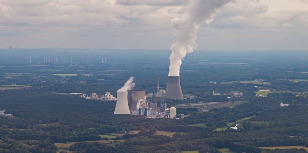 Es sollen ja sogar Mitarbeiter russischer Atomkonzerne Zugang zur Brennelementfabrik in Lingen bekommen.