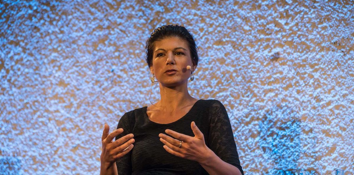 Wagenknecht forderte: "Wer keinen Schutzstatus bekommt, kann auch keine Sozialleistungen erwarten."