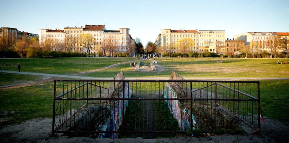 Die Polizeipräsidentin wirbt für den Zaun, obwohl die Zahl der Straftaten im Gebiet gesunken ist und nur zu knapp einem Viertel im Park selbst verübt wurden. Da stellt sich die Frage, ob wir nicht seit Monaten die falsche Debatte über ein Symbolprojekt führen.