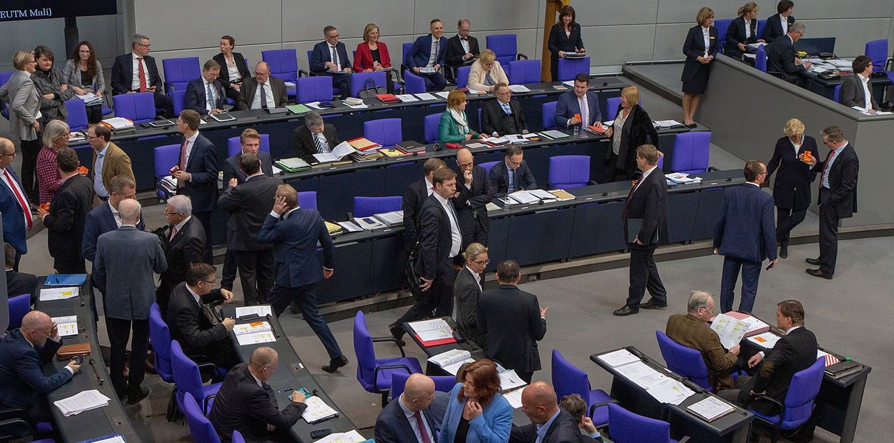 Abstimmung im Plenum des Deutschen Bundesatges
