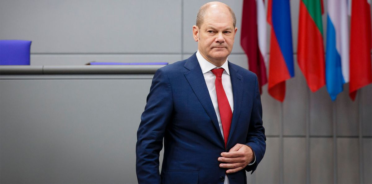 Ein konstruktives Misstrauensvotum, bei dem ein anderer ins Amt gewählt werden müsste, braucht Scholz nicht zu befürchten.